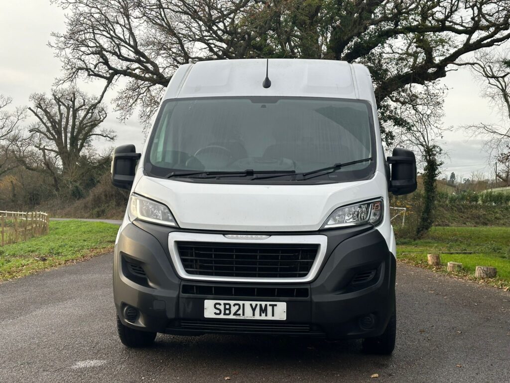 Peugeot Boxer 2.2 BlueHDi 335 Professional L3 H2 Euro 6 (s/s) 5dr 94000 Miles with 6 MONTHS PREMIUM WARRANTY