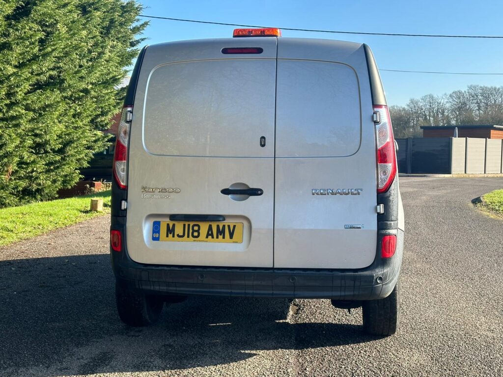 Renault Kangoo ZE 33kWh Business Auto MWB 5dr MJ18AMV