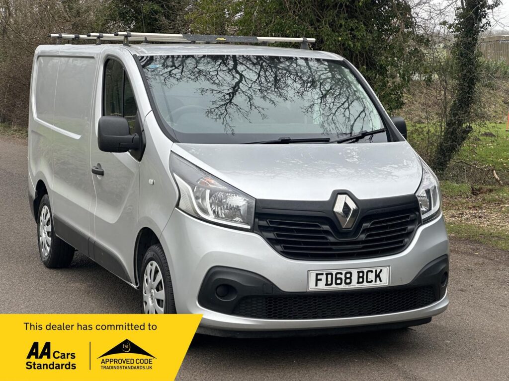 Renault Traffic 1.6 dCi ENERGY 27 Business+ SWB Standard Roof Euro 6 (s/s) 5dr with 6 months premium warranty