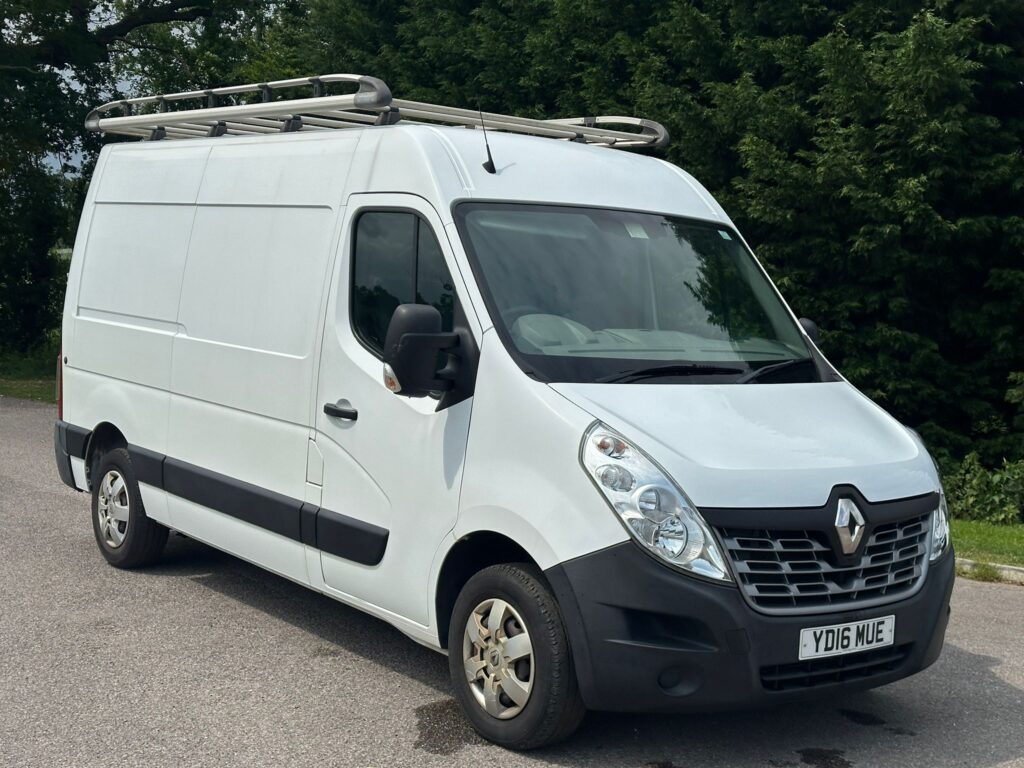 YD16MUE Renault Master 2.3 dCi MM35 Business+ FWD L2 H2 5dr with 6 months premium warranty