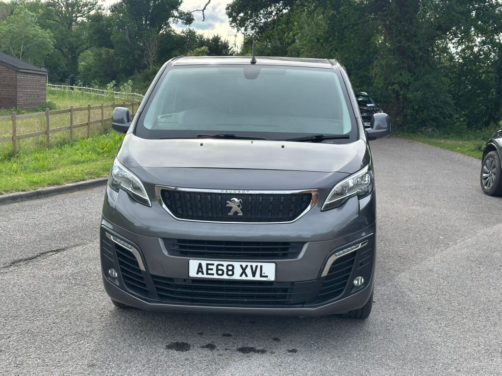 AE68XVLPeugeot Expert 2.0 BlueHDi 1400 Professional Plus Standard Panel Van MWB Euro 6 (s/s) 6dr. FSH, READY TO DRIVE AWAY .