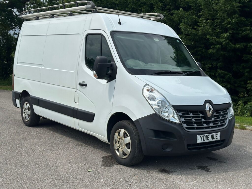 YD16MUE Renault Master 2.3 dCi MM35 Business+ FWD L2 H2 5dr with 6 months premium warranty