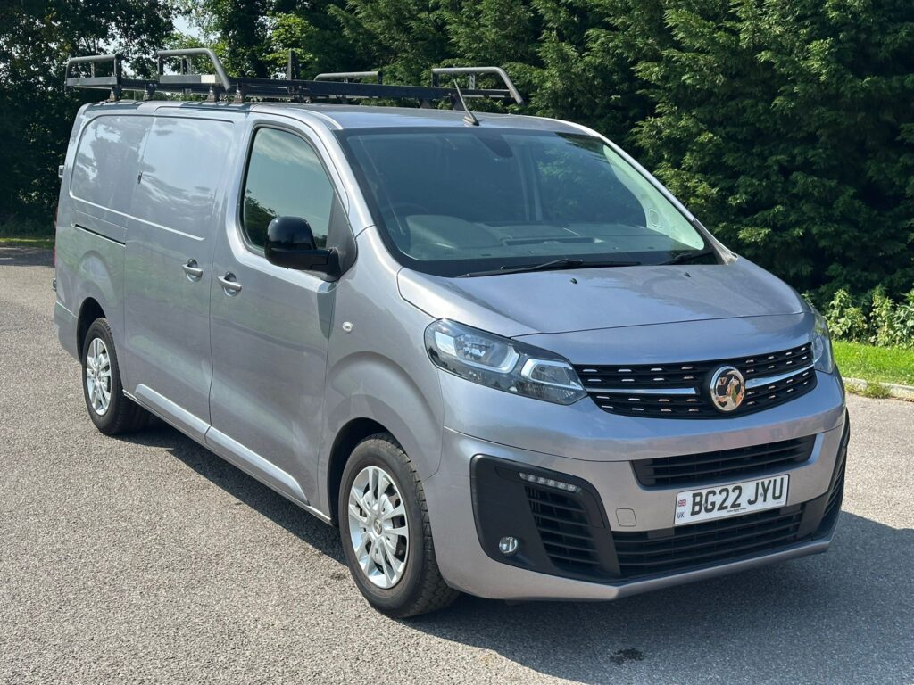 BG22JYU Vauxhall Vivaro 1.5 Turbo D 2900 Sportive L2 H1 Euro 6 (s/s) 6dr. FSH, READY TO DRIVE AWAY .
