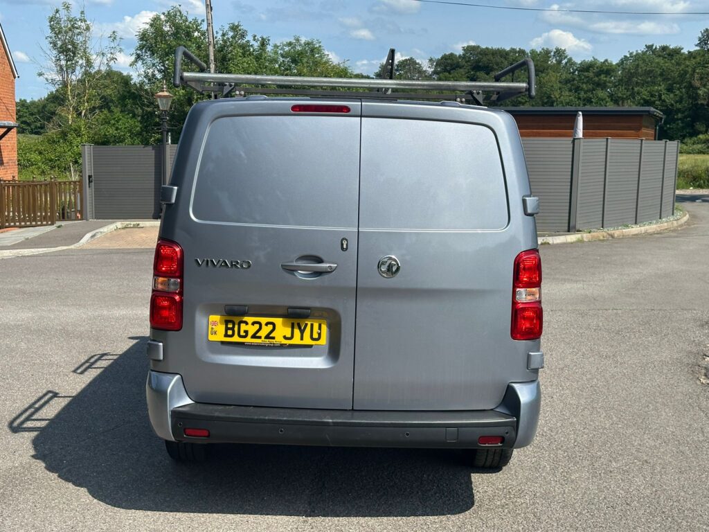 BG22JYU Vauxhall Vivaro 1.5 Turbo D 2900 Sportive L2 H1 Euro 6 (s/s) 6dr. FSH, READY TO DRIVE AWAY .