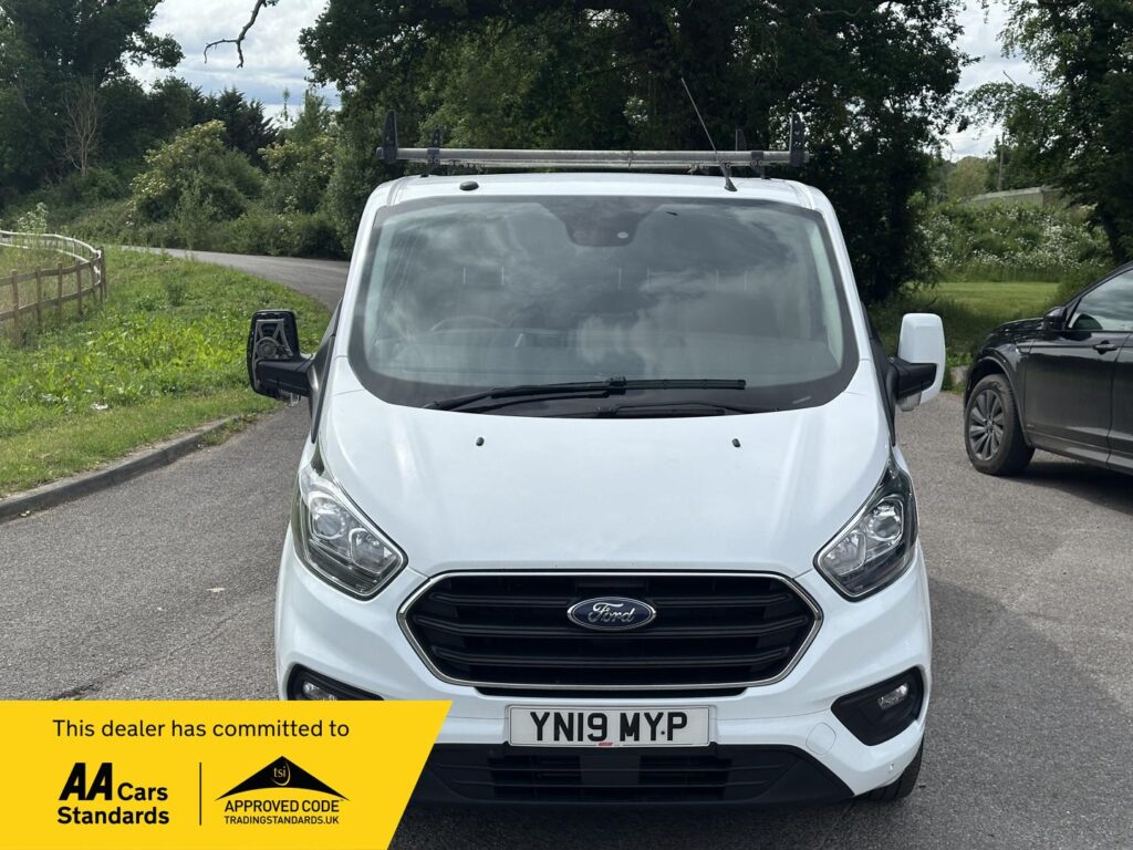 YN19MYP Ford Transit Custom 2.0 300 EcoBlue Limited L1 H1 Euro 6 5dr with 3 months premium warranty