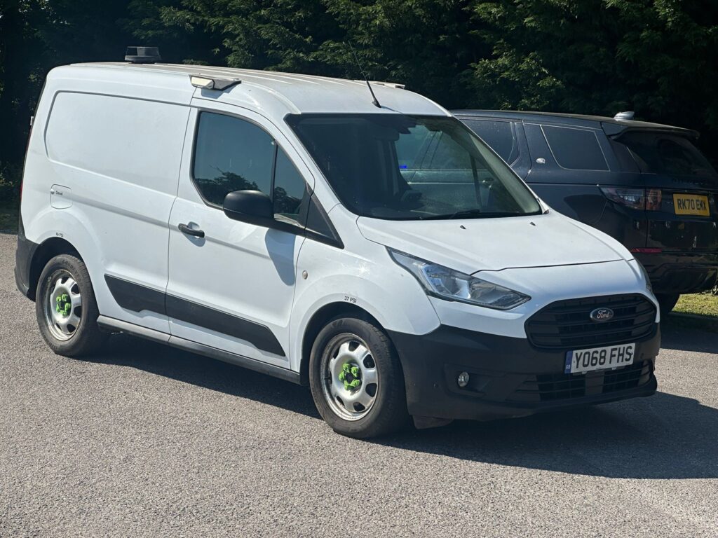 Y068FHS Ford Transit Connect 1.5 220 EcoBlue L1 Euro 6 (s/s) 5dr with 3 months premium warranty