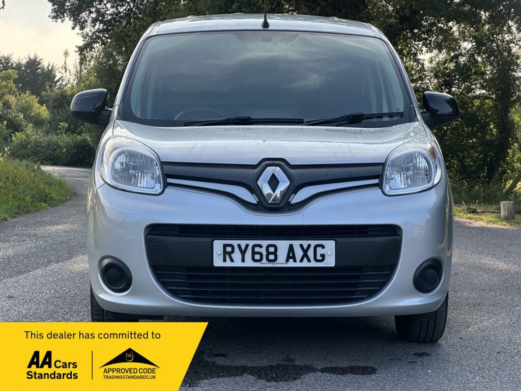 RY68AXG Renault Kangoo Maxi 1.5 dCi ENERGY LL21 Business+ L3 H1 Euro 6 (s/s) 5dr FSH, READY TO DRIVE AWAY .