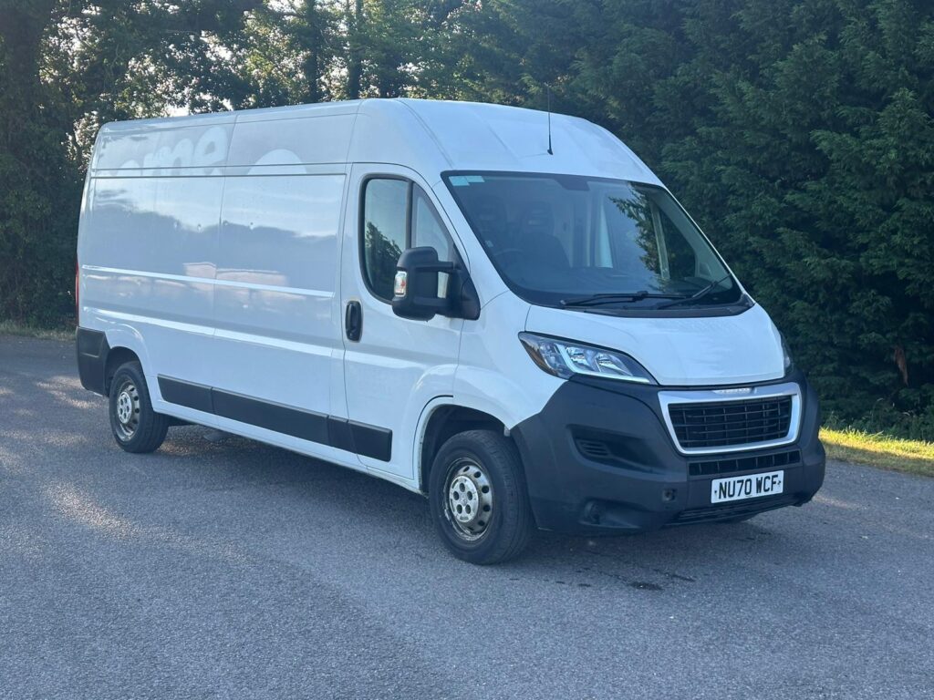 NU70WCF Peugeot Boxer 2.2 BlueHDi 335 S L3 H2 Euro 6 (s/s) 5dr. FSH, READY TO DRIVE AWAY .