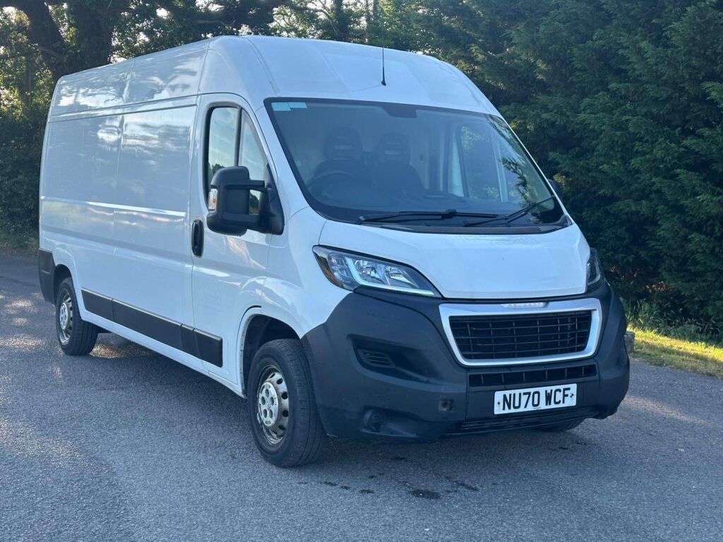 NU70WCF Peugeot Boxer 2.2 BlueHDi 335 S L3 H2 Euro 6 (s/s) 5dr. FSH, READY TO DRIVE AWAY .