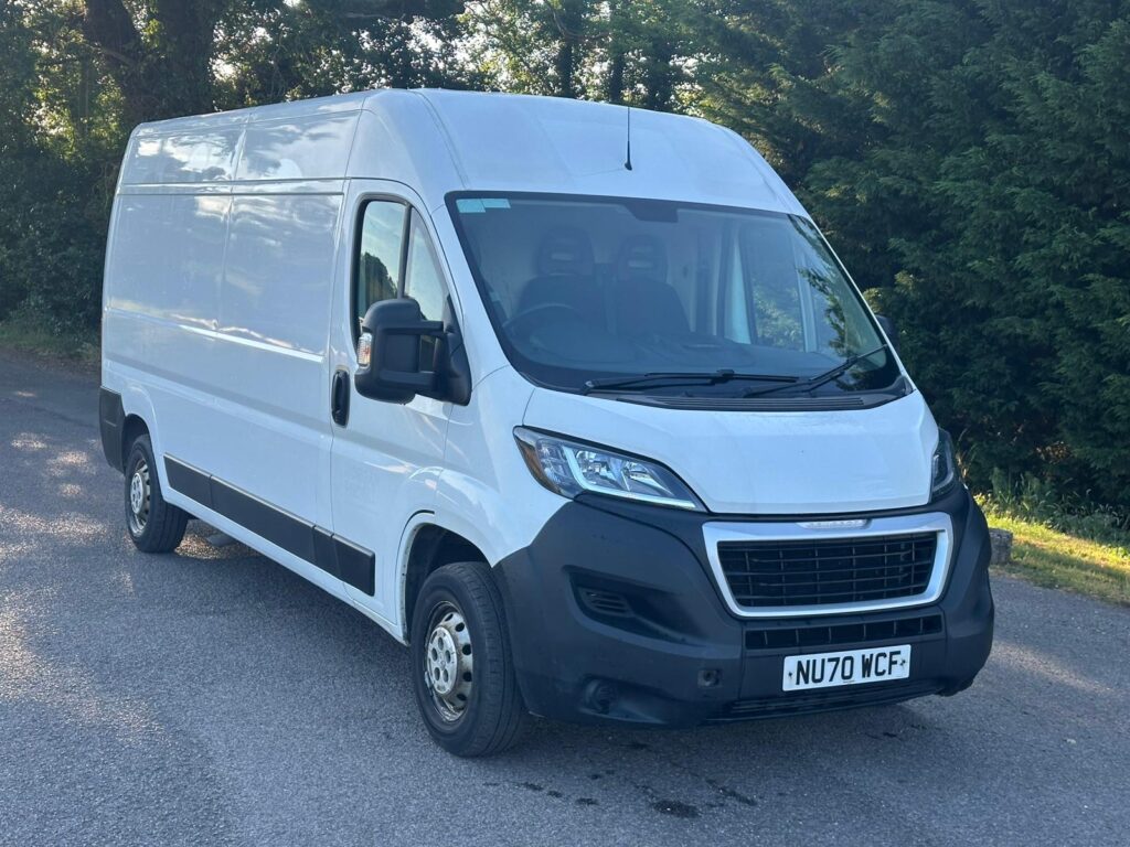 NU70WCF Peugeot Boxer 2.2 BlueHDi 335 S L3 H2 Euro 6 (s/s) 5dr. FSH, READY TO DRIVE AWAY .
