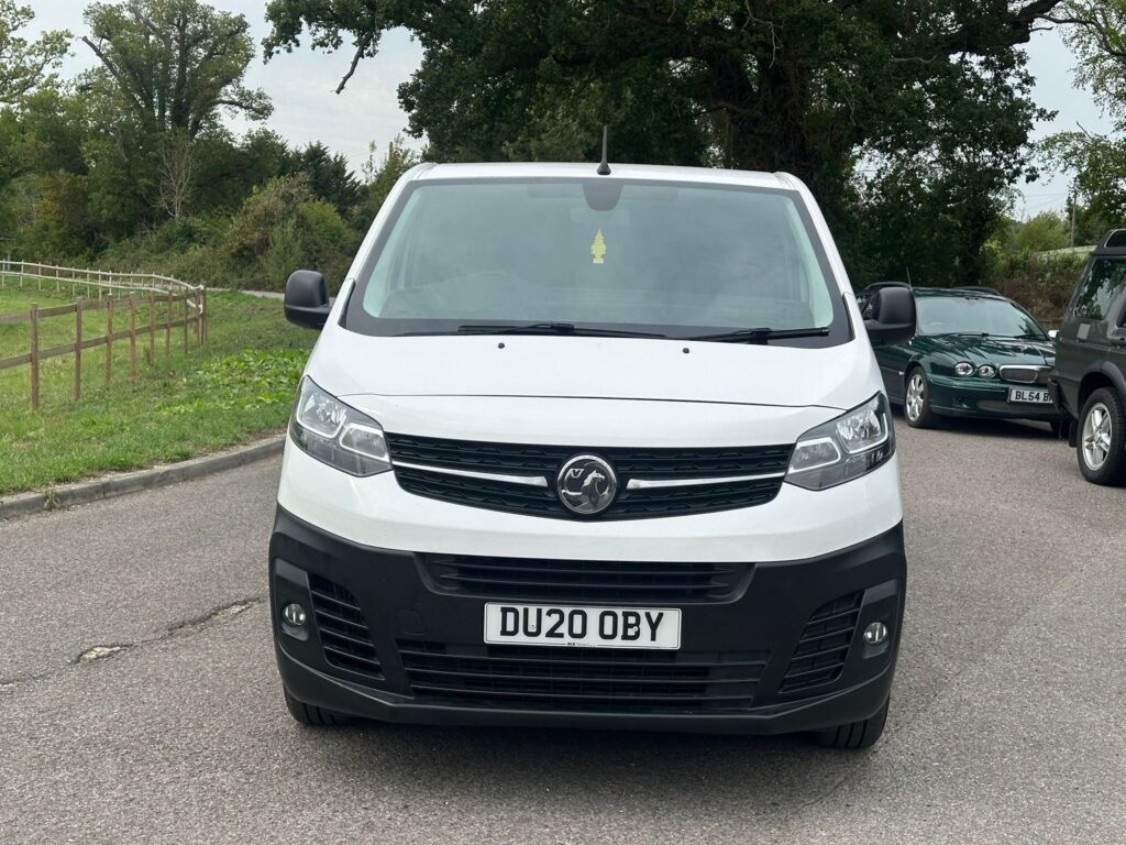 DU20OBY Vauxhall Vivaro 1.5 Turbo D 2900 Dynamic L2 H1 Euro 6 (s/s) 6dr.3 MONTHS WARRANTY/12 MONTHS AA