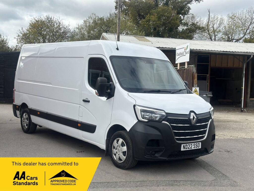 ND22SSO Renault Master 2.3 dCi 35 Business+ FWD LWB Medium Roof Euro 6 4dr 3 MONTHS WARRANTY 12 MONTHS AA