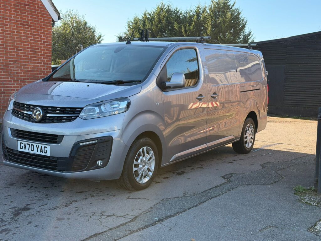 GV70YAG Vauxhall Vivaro 2.0 Turbo D 3100 Sportive L2 H1 Euro 6 (s/s) 5dr 3 MONTHS WARRANTY 12 MONTHS AA . SOLD