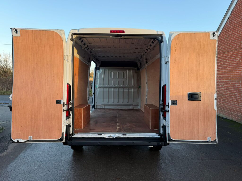 AF21YTV Peugeot Boxer 2.2 BlueHDi 435 Professional L3 H2 Euro 6 (s/s) 5dr 3 MONTHS WARRANTY 12 MONTHS AA . SOLD