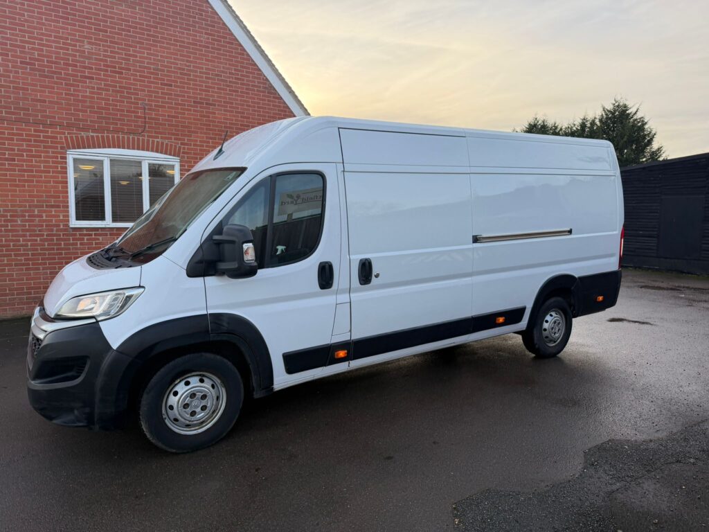 LF21TCB Citroen Relay 2.2 BlueHDi 35 Enterprise L4 High Roof Euro 6 (s/s) 5dr (Heavy) 3 MONTHS WARRANTY 12 MONTHS AA