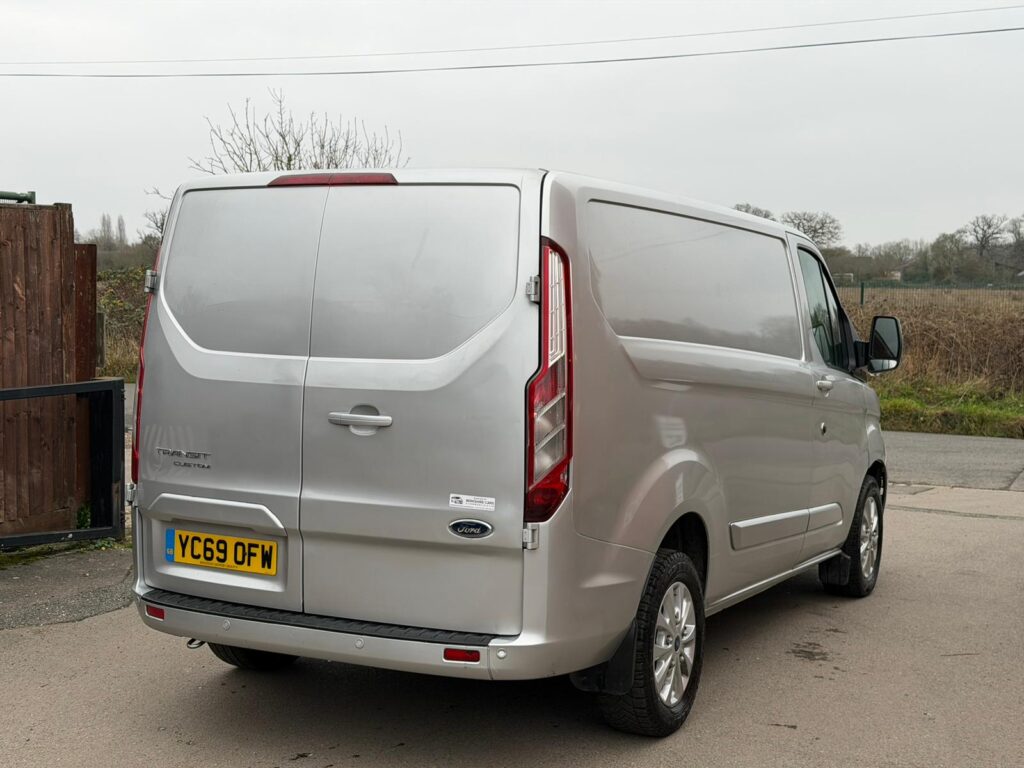 YC69OFW Ford Transit Custom 2.0 280 EcoBlue Limited L1 H1 Euro 6 (s/s) 5dr 3 MONTHS WARRANTY 12 MONTHS AA