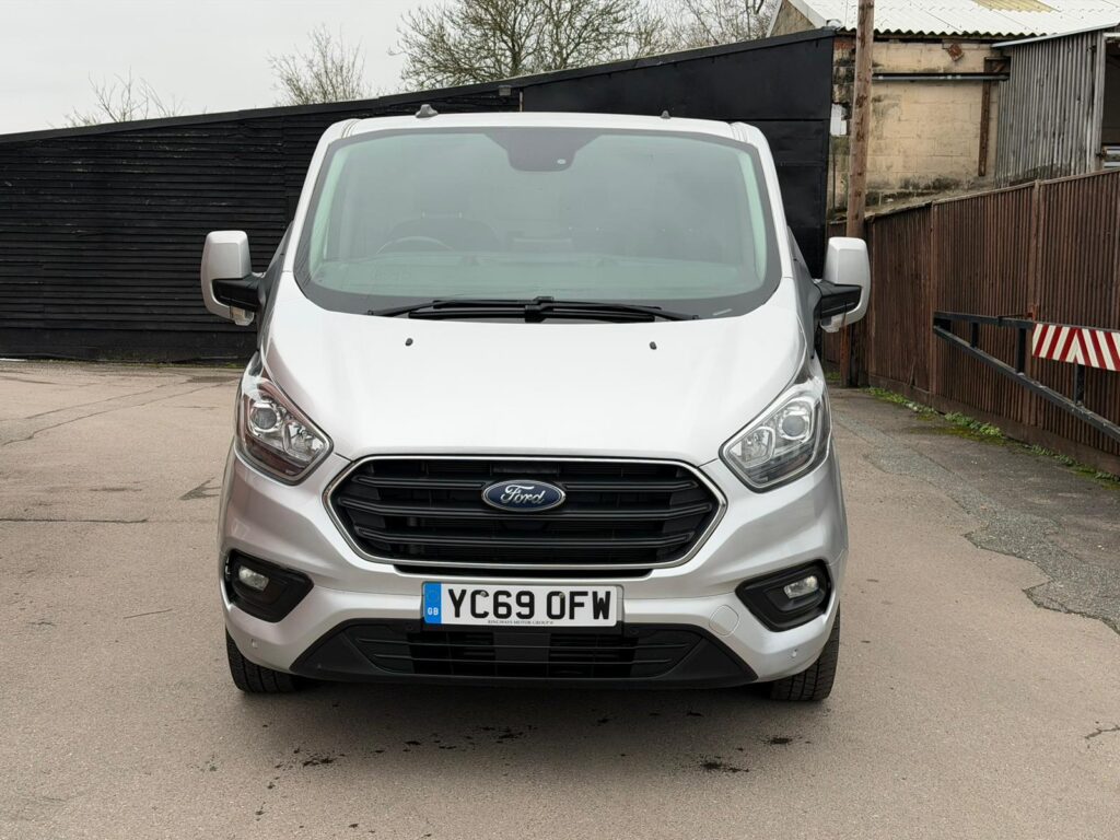 YC69OFW Ford Transit Custom 2.0 280 EcoBlue Limited L1 H1 Euro 6 (s/s) 5dr 3 MONTHS WARRANTY 12 MONTHS AA