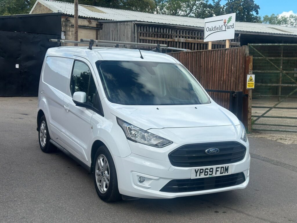 YP69FDM Ford Transit Connect 1.5 200 EcoBlue Limited L1 Euro 6 (s/s) 5dr 3 MONTHS WARRANTY 12 MONTHS AA.