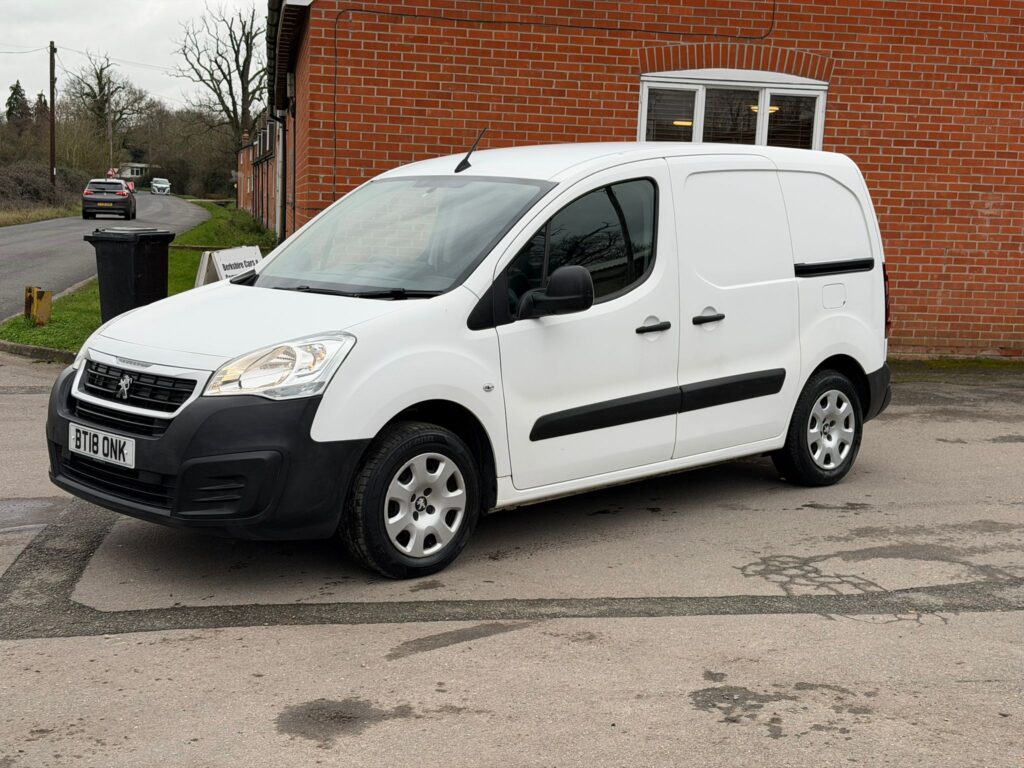 BT18ONK Peugeot Partner 1.6 BlueHDi 651 Professional L1 5dr 3 MONTHS WARRANTY 12 MONTHS AA