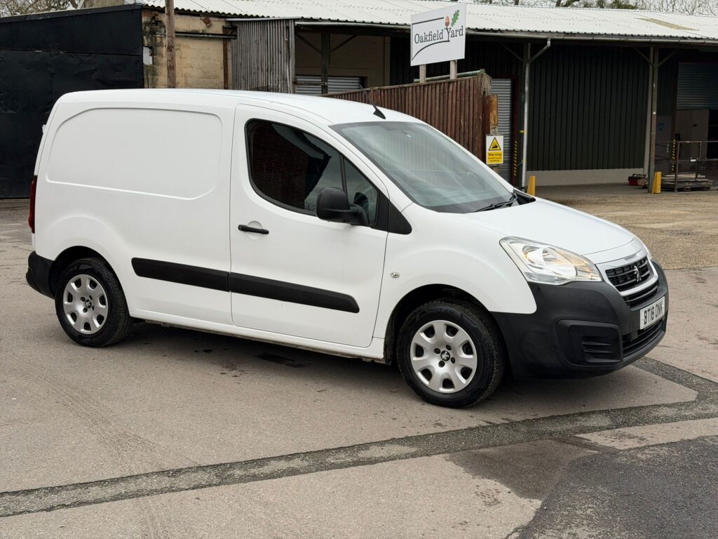 BT18ONK Peugeot Partner 1.6 BlueHDi 651 Professional L1 5dr 3 MONTHS WARRANTY 12 MONTHS AA