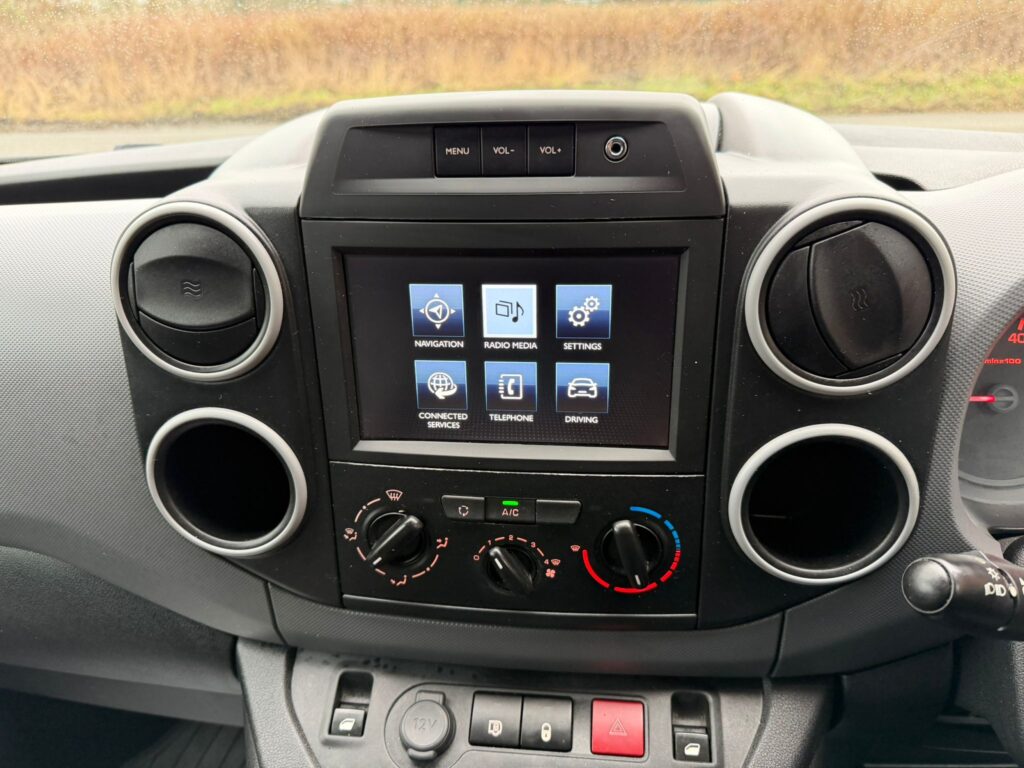 BT18ONK Peugeot Partner 1.6 BlueHDi 651 Professional L1 5dr 3 MONTHS WARRANTY 12 MONTHS AA