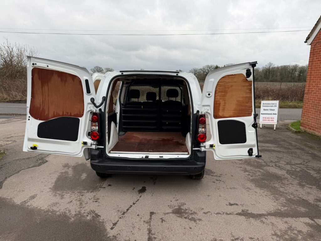 BT18ONK Peugeot Partner 1.6 BlueHDi 651 Professional L1 5dr 3 MONTHS WARRANTY 12 MONTHS AA