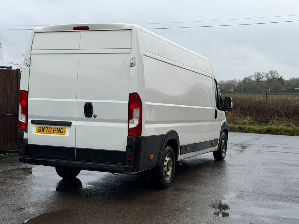 BW70FNG Peugeot Boxer 2.2 BlueHDi 435 Professional L4 H2 Euro 6 (s/s) 5dr 3 MONTHS WARRANTY 12 MONTHS AA