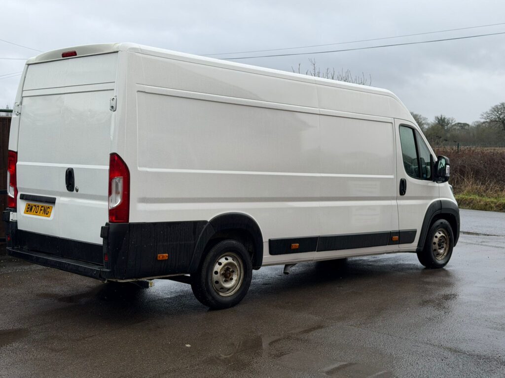 BW70FNG Peugeot Boxer 2.2 BlueHDi 435 Professional L4 H2 Euro 6 (s/s) 5dr 3 MONTHS WARRANTY 12 MONTHS AA