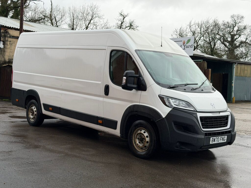 BW70FNG Peugeot Boxer 2.2 BlueHDi 435 Professional L4 H2 Euro 6 (s/s) 5dr 3 MONTHS WARRANTY 12 MONTHS AA