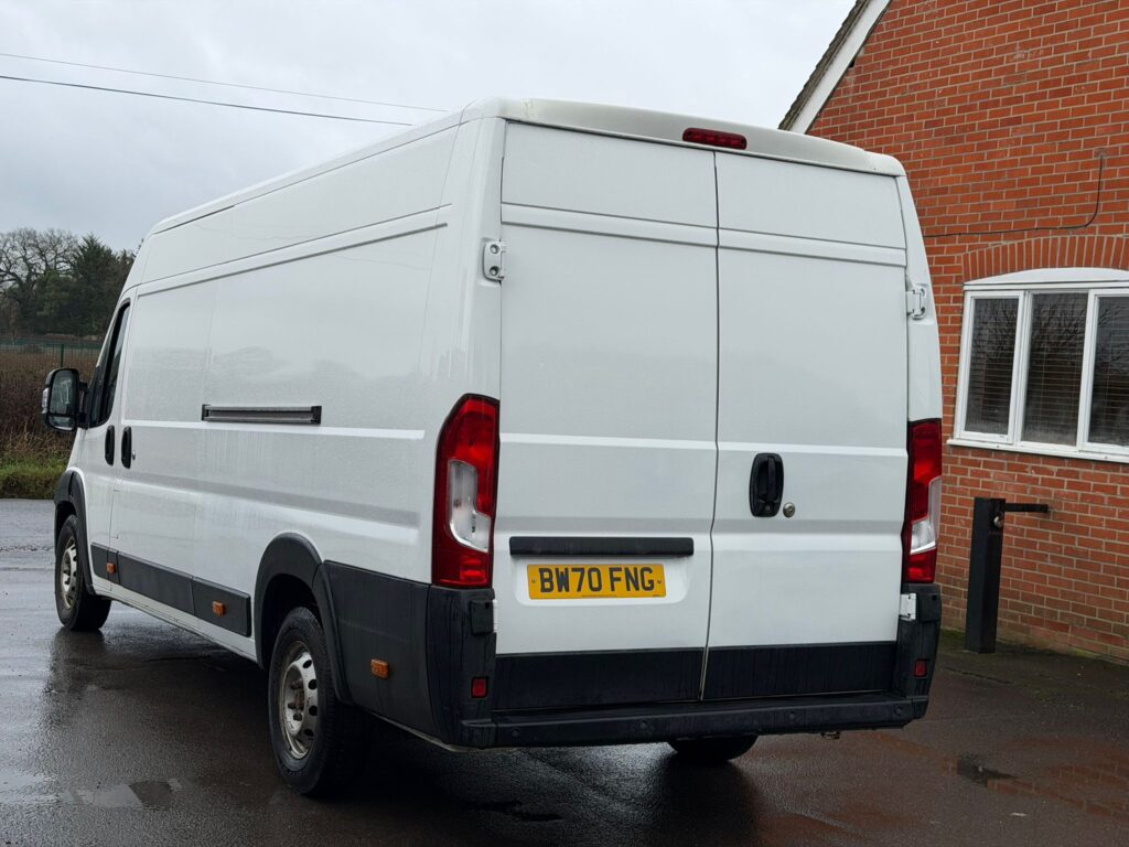 BW70FNG Peugeot Boxer 2.2 BlueHDi 435 Professional L4 H2 Euro 6 (s/s) 5dr 3 MONTHS WARRANTY 12 MONTHS AA