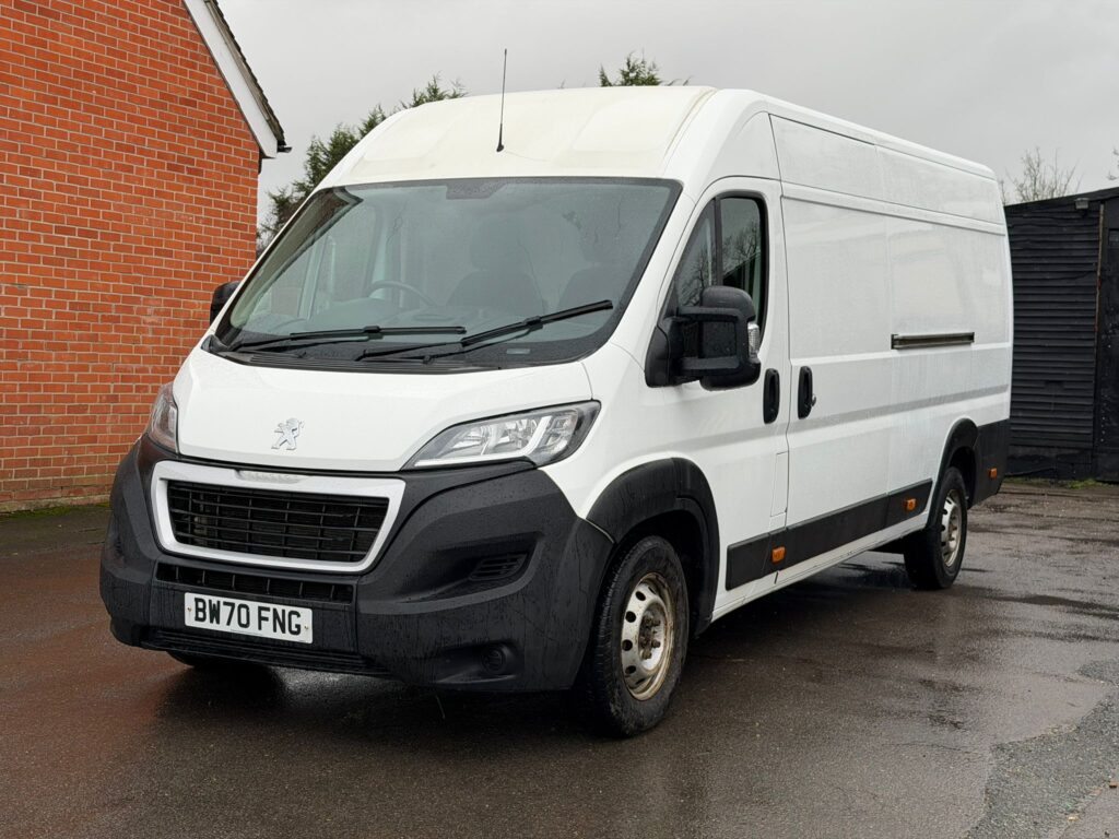 BW70FNG Peugeot Boxer 2.2 BlueHDi 435 Professional L4 H2 Euro 6 (s/s) 5dr 3 MONTHS WARRANTY 12 MONTHS AA