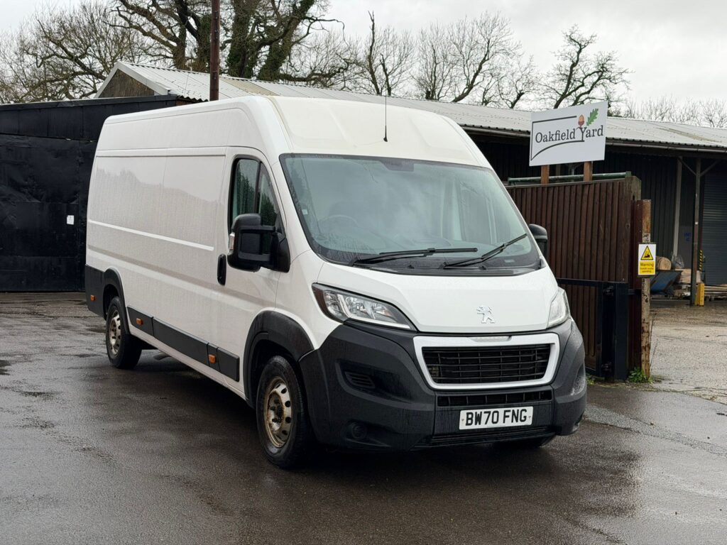 BW70FNG Peugeot Boxer 2.2 BlueHDi 435 Professional L4 H2 Euro 6 (s/s) 5dr 3 MONTHS WARRANTY 12 MONTHS AA