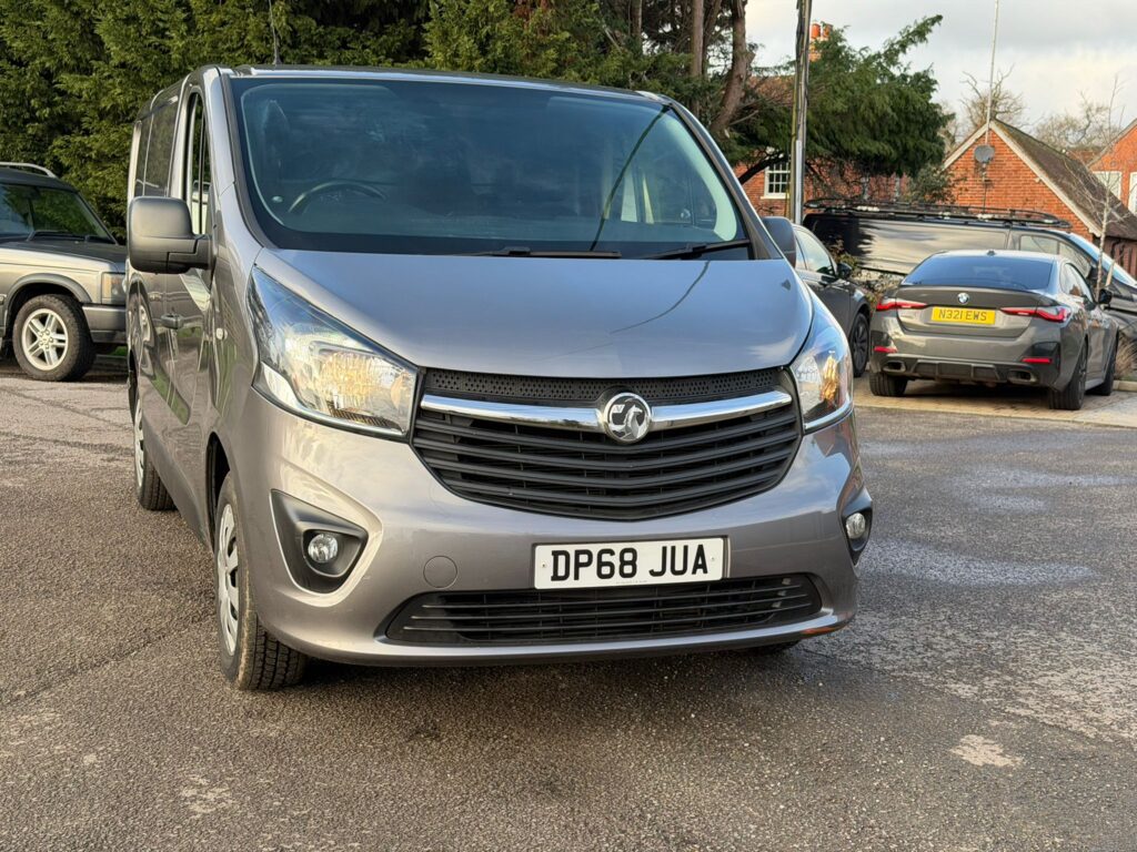 DP68JUA Vauxhall Vivaro 1.6 CDTi 2700 Sportive L1 H1 Euro 6 5dr 3 MONTHS WARRANTY 12 MONTHS AA