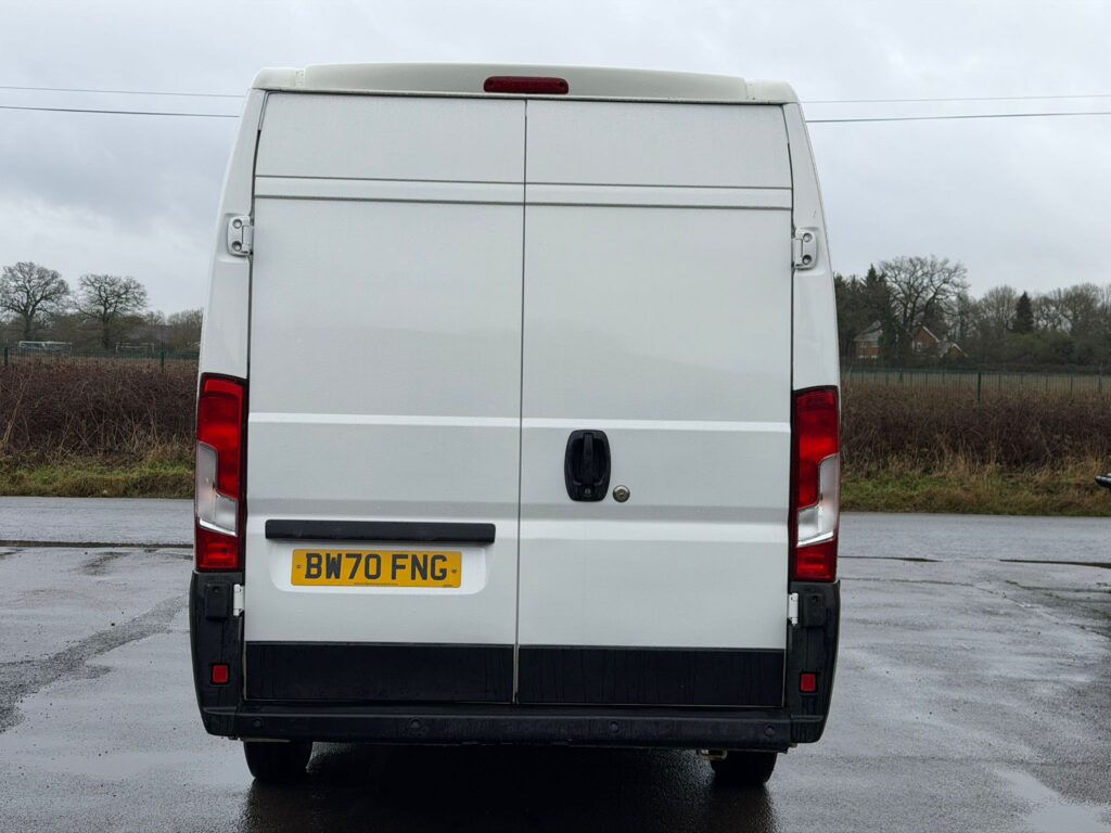 BW70FNG Peugeot Boxer 2.2 BlueHDi 435 Professional L4 H2 Euro 6 (s/s) 5dr 3 MONTHS WARRANTY 12 MONTHS AA