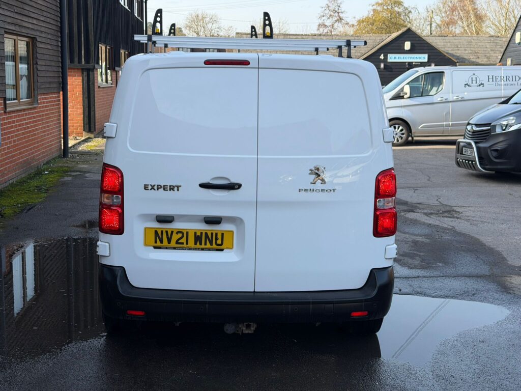 NV21WNU Peugeot Expert 1.5 BlueHDi 1000 Professional Standard Panel Van MWB Euro 6 (s/s) 6dr 3 MONTHS WARRANTY 12 MONTHS AA