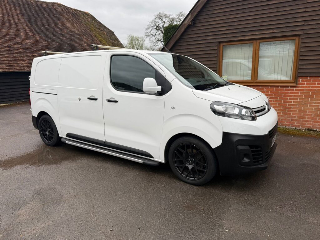 MM68AZC Citroen Dispatch 1.6 BlueHDi 1000 Enterprise M FWD 2 Euro 6 6dr 3 MONTHS WARRANTY 12 MONTHS AA