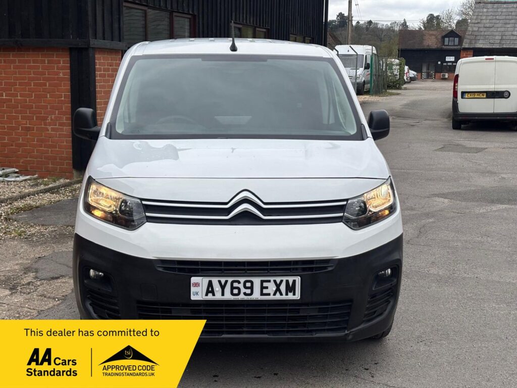 AY69EXM Citroen Berlingo 1.5 BlueHDi 950 Enterprise XL LWB Euro 6 (s/s) 6dr 3 MONTHS WARRANTY 12 MONTHS AA