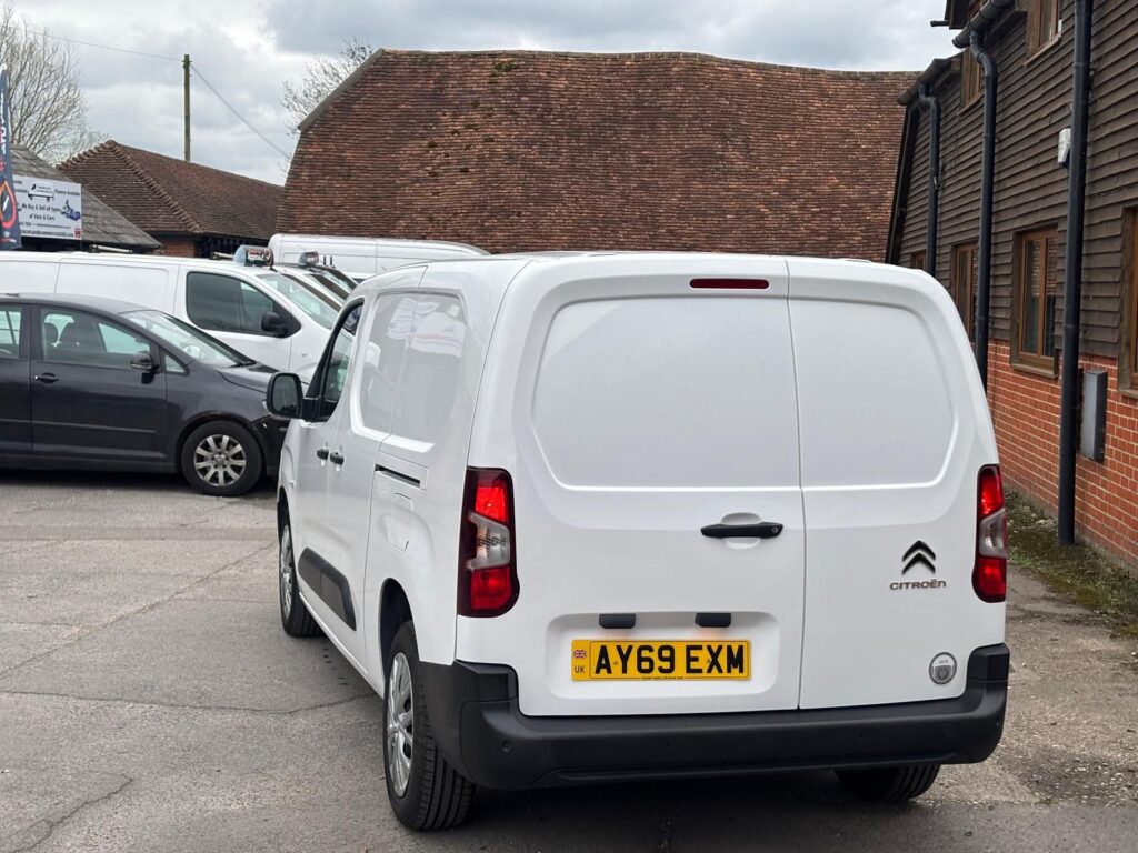 AY69EXM Citroen Berlingo 1.5 BlueHDi 950 Enterprise XL LWB Euro 6 (s/s) 6dr 3 MONTHS WARRANTY 12 MONTHS AA