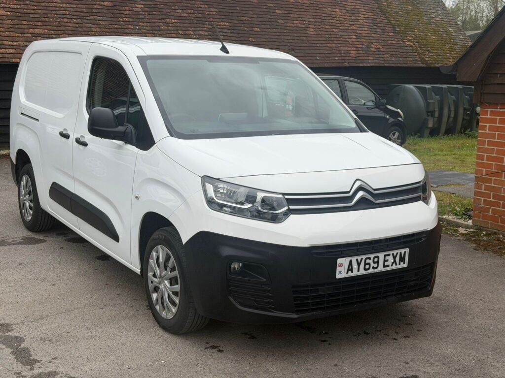 AY69EXM Citroen Berlingo 1.5 BlueHDi 950 Enterprise XL LWB Euro 6 (s/s) 6dr 3 MONTHS WARRANTY 12 MONTHS AA