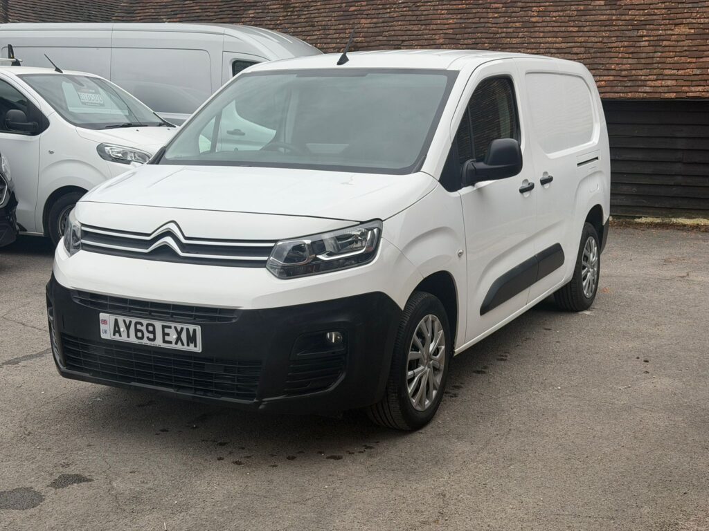 AY69EXM Citroen Berlingo 1.5 BlueHDi 950 Enterprise XL LWB Euro 6 (s/s) 6dr 3 MONTHS WARRANTY 12 MONTHS AA