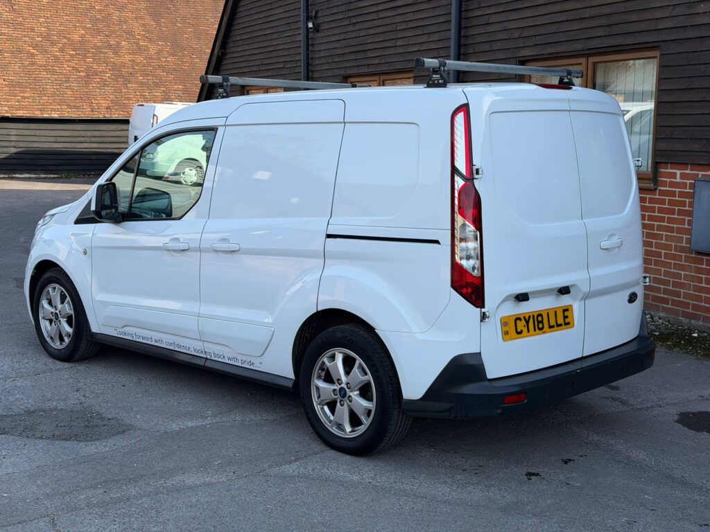 CY18LLE Ford Transit Connect 1.5 TDCi 200 Limited L1 H1 5dr 3 MONTHS WARRANTY 12 MONTHS AA