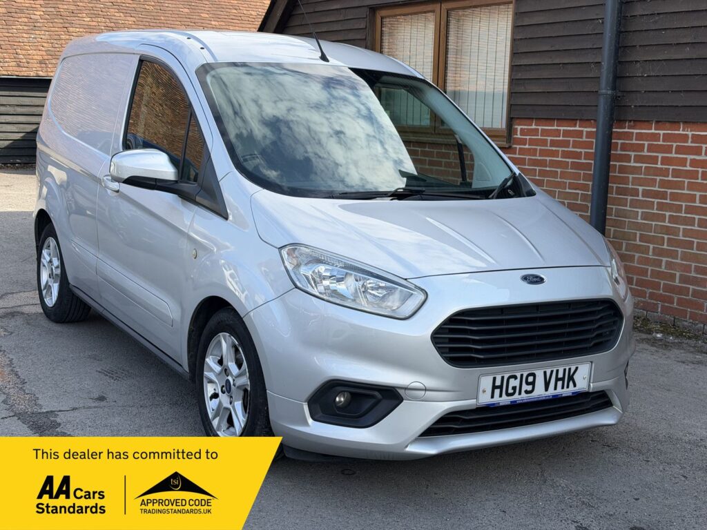 HG19VHK Ford Transit Courier 1.5 TDCi Limited L1 Euro 6 5dr 3 MONTHS WARRANTY 12 MONTHS AA