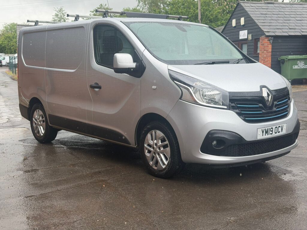 YM19OCV Renault Trafic 1.6 dCi ENERGY 27 Sport Nav SWB Standard Roof Euro 6 (s/s) 5dr 3 MONTHS WARRANTY 12 MONTHS AA