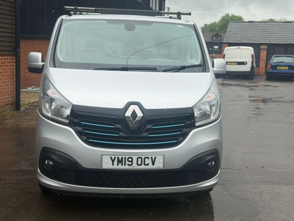 YM19OCV Renault Trafic 1.6 dCi ENERGY 27 Sport Nav SWB Standard Roof Euro 6 (s/s) 5dr 3 MONTHS WARRANTY 12 MONTHS AA
