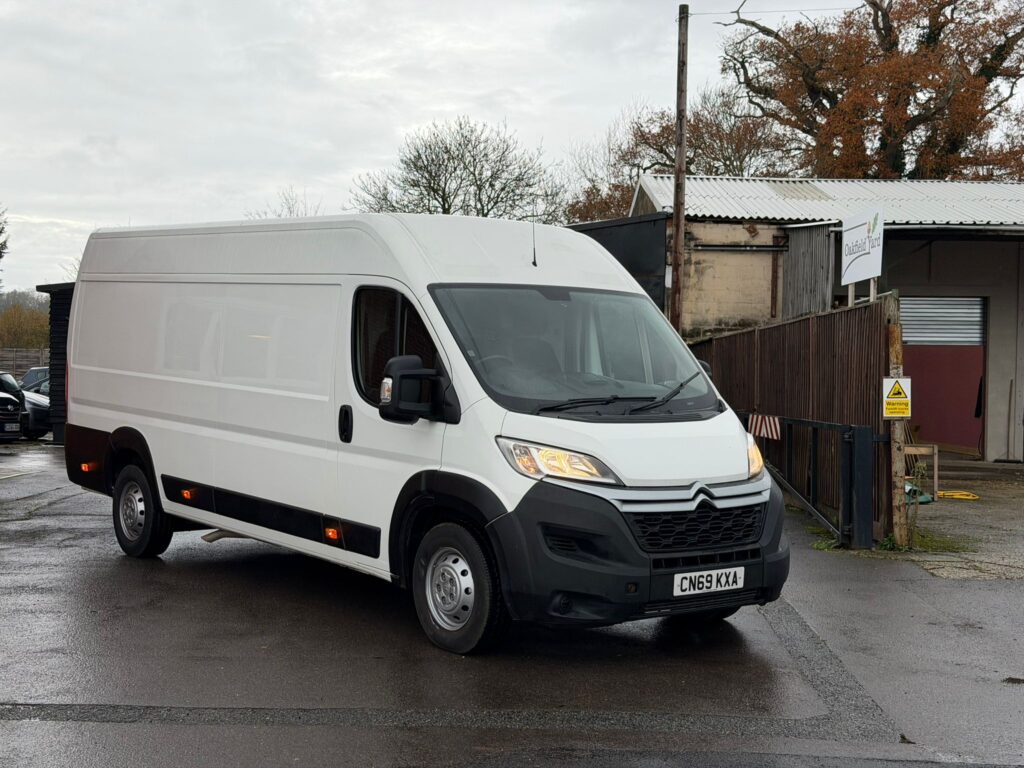 CN69KXA Citroen Relay 2.2 BlueHDi 35 Enterprise L4 High Roof Euro 6 (s/s) 5dr (Heavy) 3 MONTHS WARRANTY 12 MONTHS AA