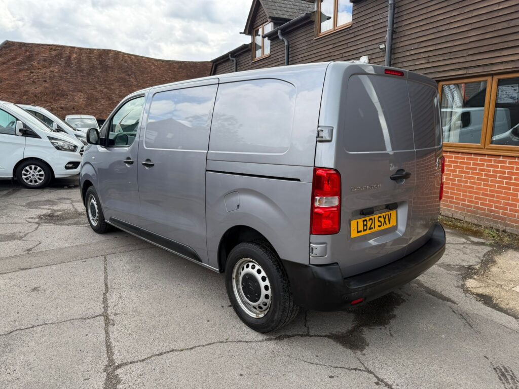 LB21SXVCitroen Dispatch 2.0 BlueHDi 1400 Enterprise M FWD 2 Euro 6 (s/s) 6dr 3 MONTHS WARRANTY 12 MONTHS AA