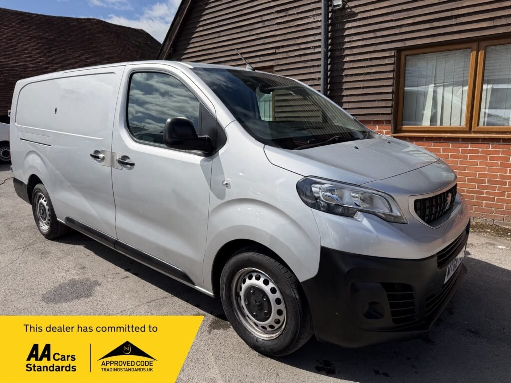 MT68TUU Peugeot Expert 2.0 BlueHDi 1400 Professional Long Panel Van LWB Euro 6 (s/s) 6dr 3 MONTHS WARRANTY 12 MONTHS AA