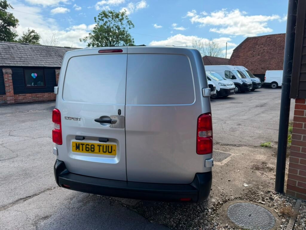 MT68TUU Peugeot Expert 2.0 BlueHDi 1400 Professional Long Panel Van LWB Euro 6 (s/s) 6dr 3 MONTHS WARRANTY 12 MONTHS AA
