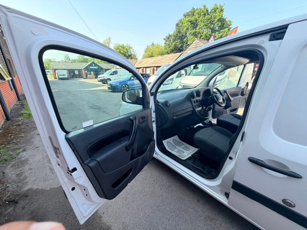 BU71FGA Mercedes-Benz Citan 1.5 109 CDI Pure L2 Euro 6 5dr 3 MONTHS WARRANTY
