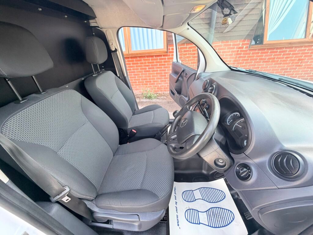 BU71FGA Mercedes-Benz Citan 1.5 109 CDI Pure L2 Euro 6 5dr 3 MONTHS WARRANTY